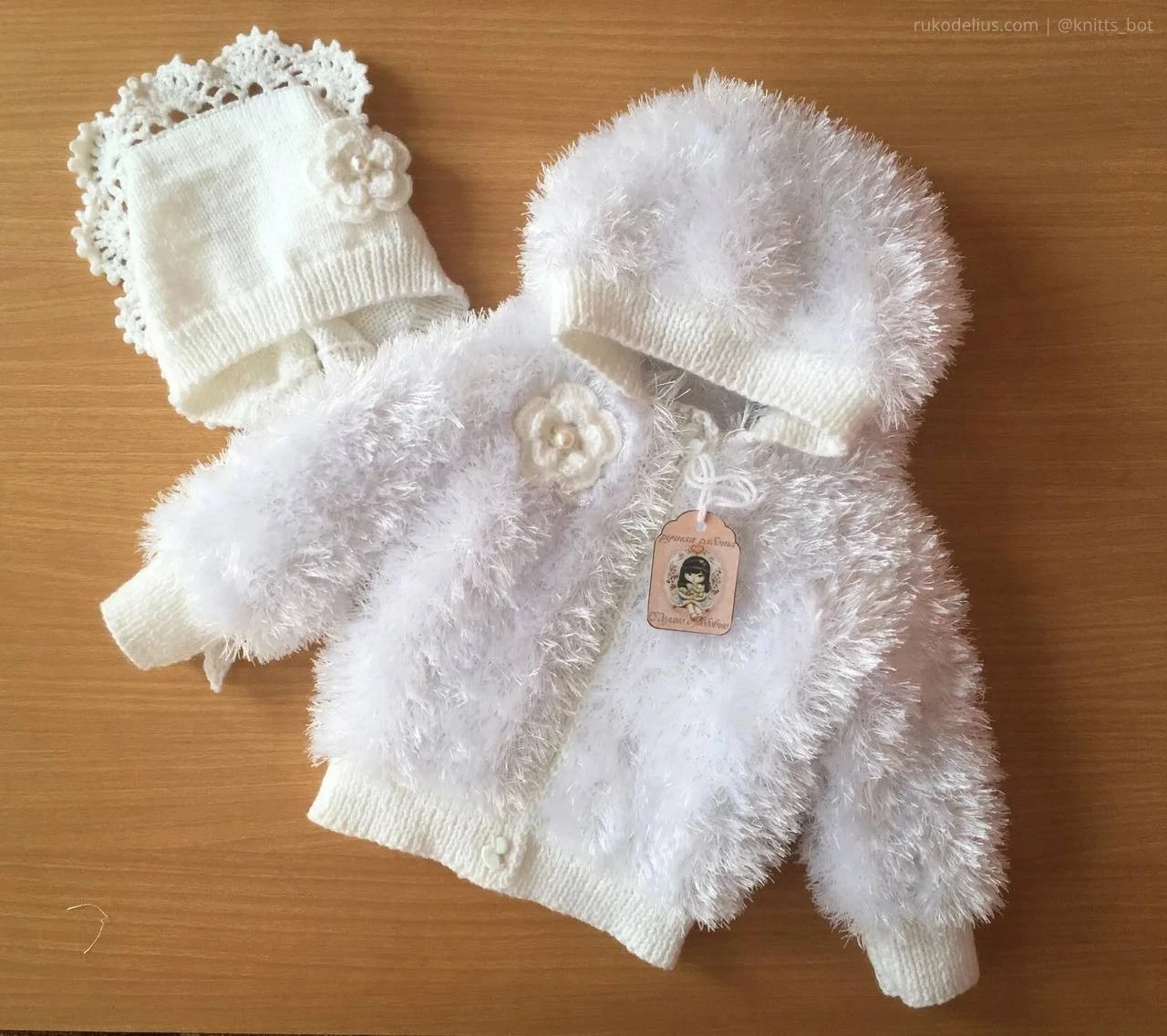 Белый Зайчонок 🐇