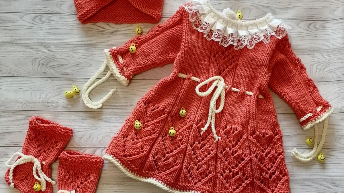 Коралловый смайлик 🌸