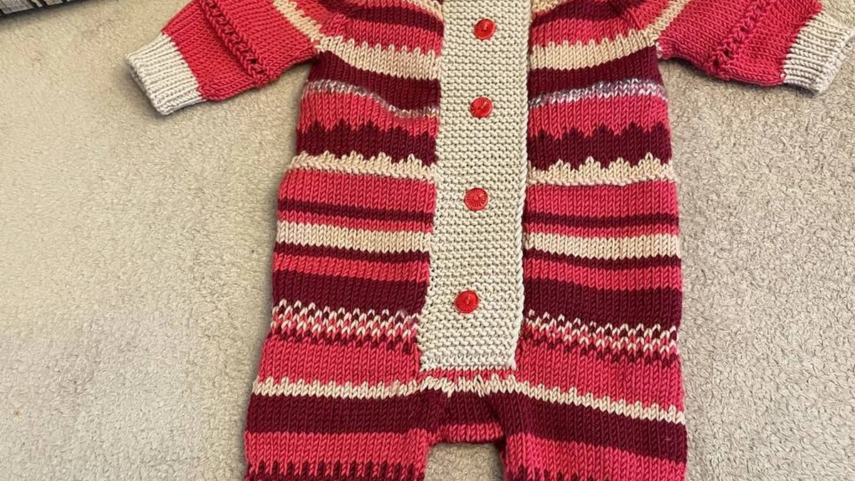 Полосатый комбинезон 🎨