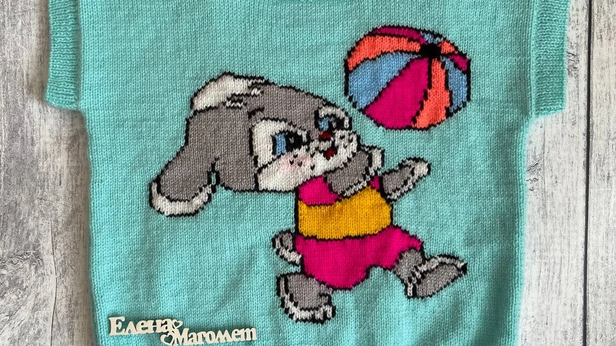 Зайка с мячом 🐰